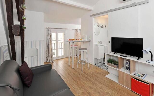 Nice studio at 15min from the place Masséna