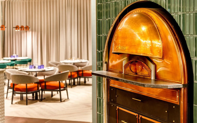 Holiday Inn Manchester Airport by IHG