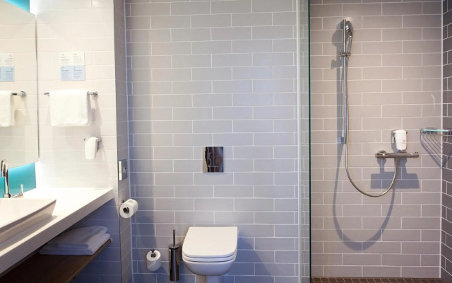Holiday Inn Express Frankfurt Airport-Raunheim by IHG