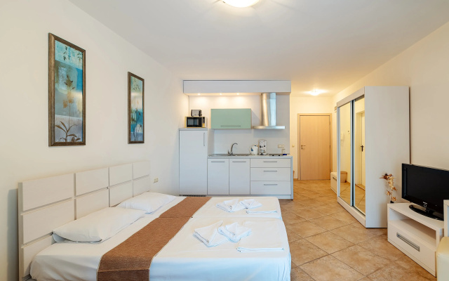Midia Family Resort
