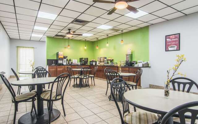 Econo Lodge Fort Payne