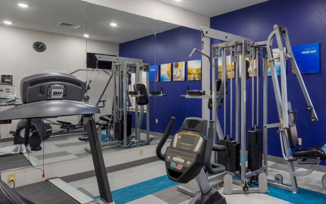 Comfort Inn & Suites Cave City