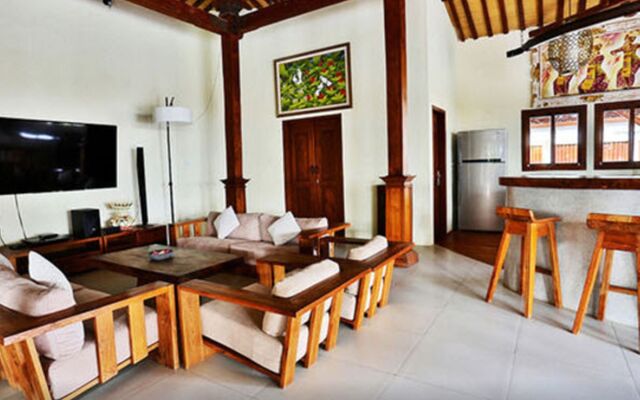 7SEAS Cottages