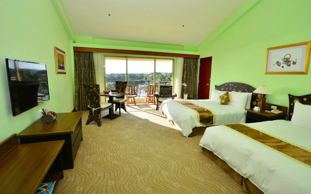 Howard Beach Resort Kenting