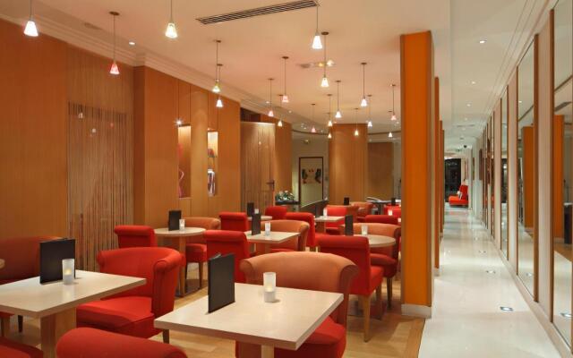 Hôtel Westside Arc de Triomphe