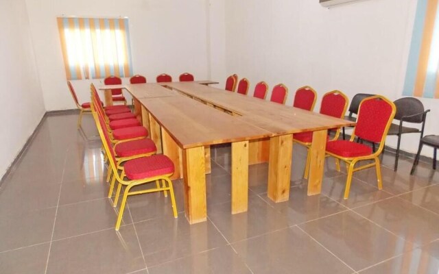 Imans Hotel Dabou