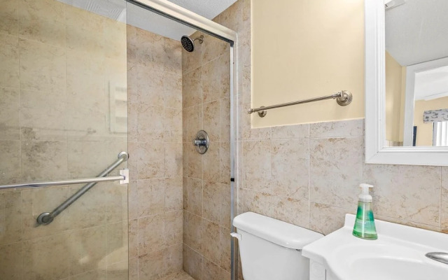 Unit 4104 - Ocean Racquet Club