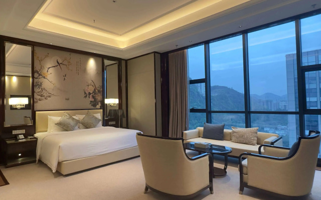 Wyndham Grand Tongren Downtown Hotel