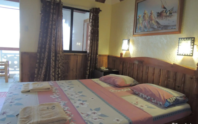 Love's Beach and Dive Resort