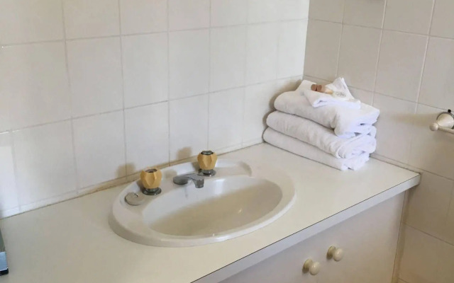 Lakeview Hotel Motel