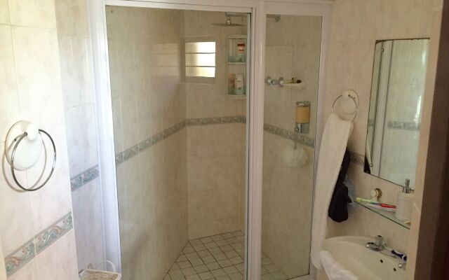 Kingston Place Guest House