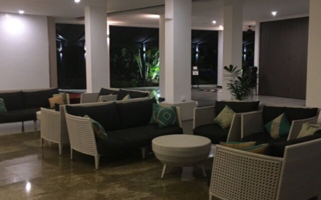 Tanoa International Dateline Hotel