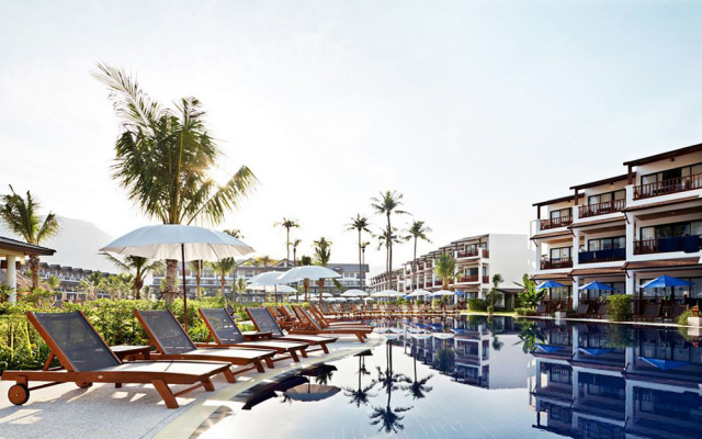 Sunwing Kamala Beach