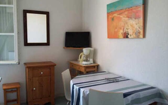 Appartement Saint-Martin-de-Ré, 1 pièce, 4 personnes - FR-1-544-1