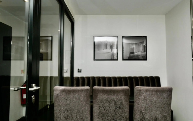 Great St Helen Hotel
