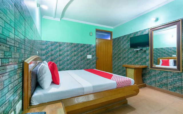 Oyo 44199 Hotel Crossroads