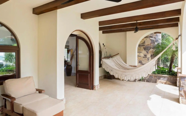 Fort Walker (Beachfront House+Studio)