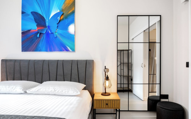 Plaka Clio Apartment by A&A Residences