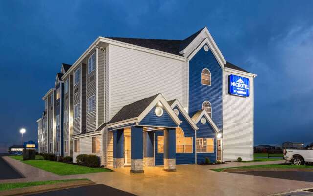 Microtel Inn & Suites by Wyndham Independence