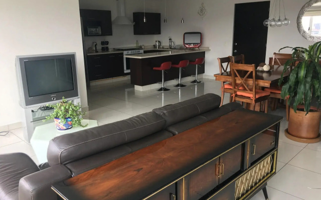 Napoles Condo Suite