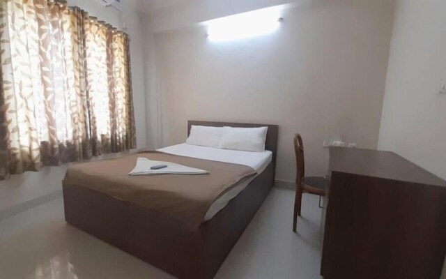 Saravana Inn