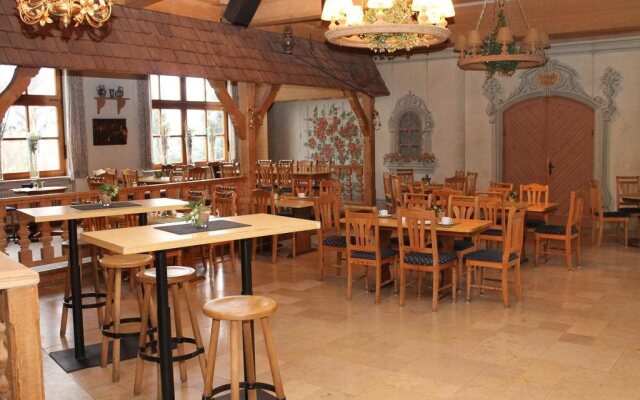 SchlossGasthof Strasser GmbH