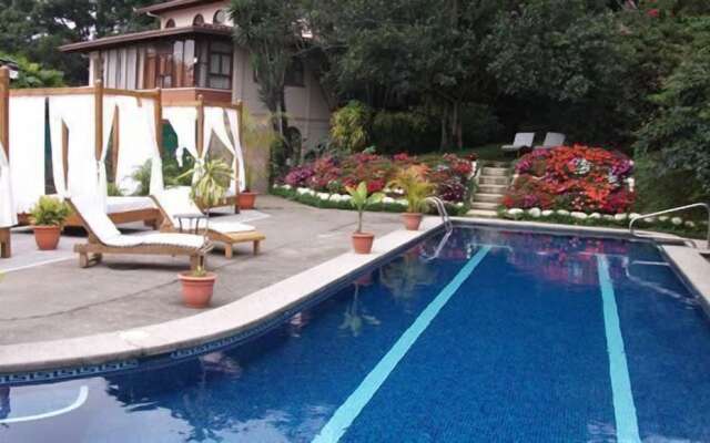 La Catalina Hotel and Suites