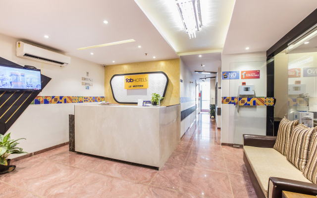 FabHotel Prime Le Western