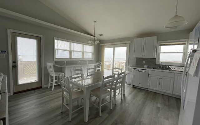 54428 NC 12 Hwy House by RedAwning