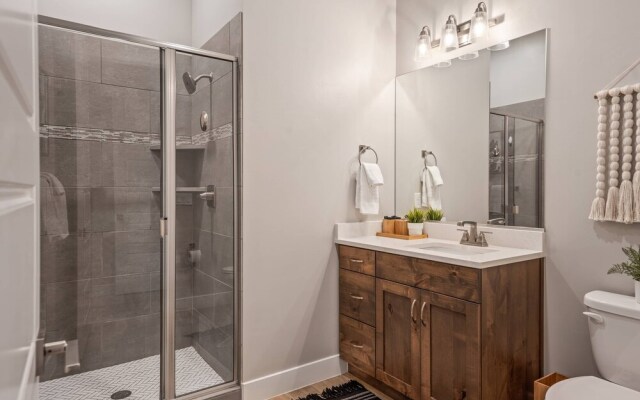 Private Pool Oasis #57 5 Bedroom Townhouse