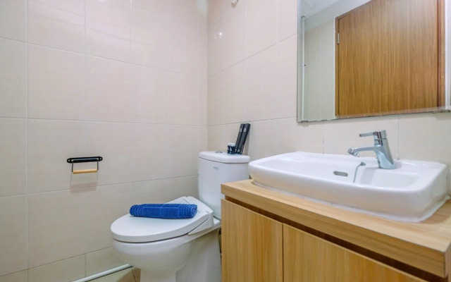 Warm and Cozy Studio at The Oasis Apartment