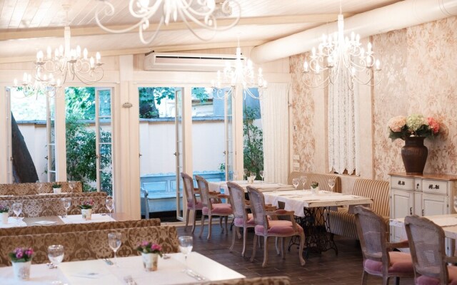 Отель «Шопен»