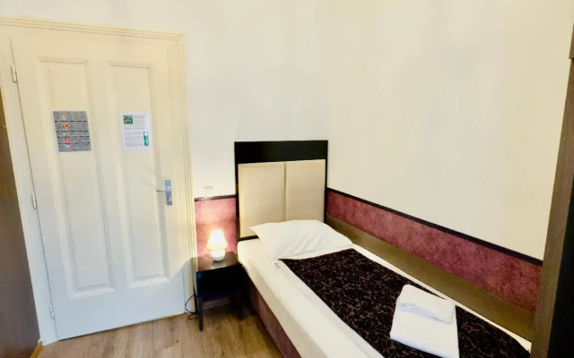 Hotel Pension Baron am Schottentor