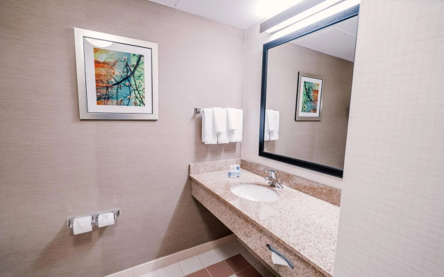 Fairfield Inn by Marriott Medford Long Island