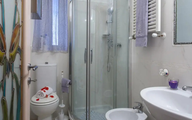 Villa Clara few km From the sea