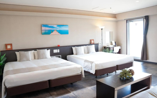 Rycom Crystal Hotel