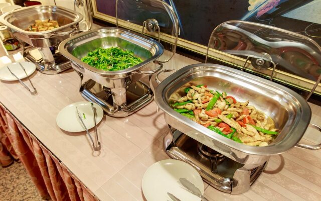 Chungli Business Hotel