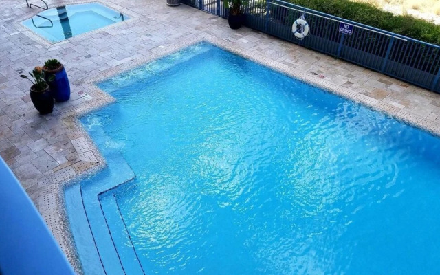 Sterling Breeze 203 - 1977174