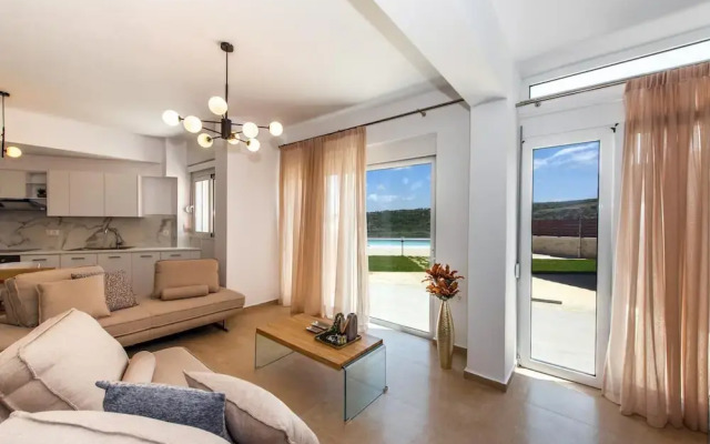 Luxury Villa Oasis 11 Bedrooms With Heated Pool