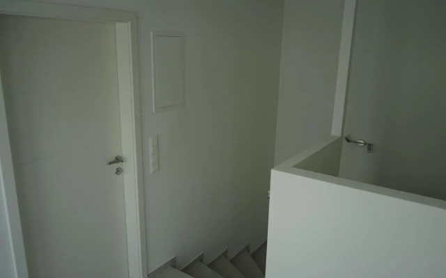 DM Apartment