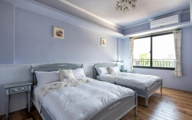 Iris Guest House
