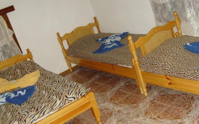 Kuma Lissa Guest House