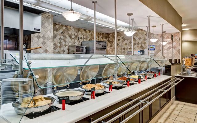 Embassy Suites by Hilton Fort Myers Estero