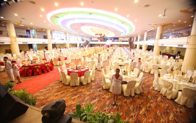 Pacific Palace Hotel