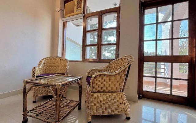 Luxury 4 Bedroom's Independent villa