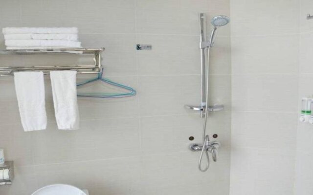 Guilin Shuangyong Business Hotel