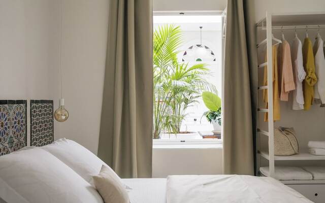 Santa Paula Pool & Luxury