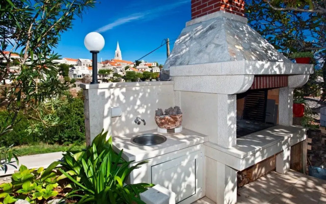 Zlatna - With Beautiful Garden - H