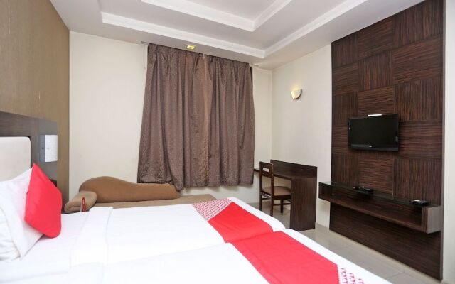 OYO 768 Hotel The Light House