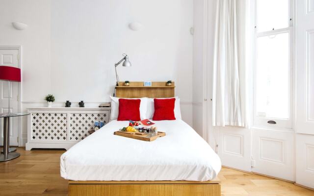The Collingham Place Residence - AMI
